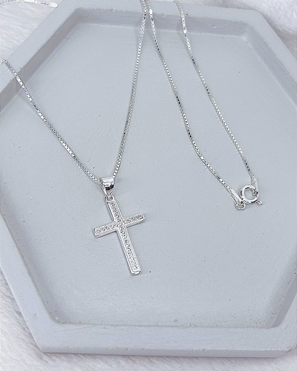 Colar Cruz Cravejada 2,2cm x 1,4cm 45cm - Prata 925