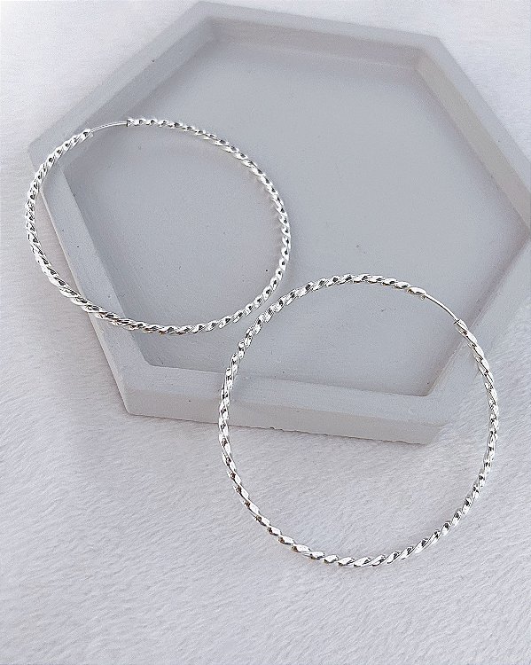 Brinco Argola Torcida Encaixe 2mm x 5,5cm - Prata 925