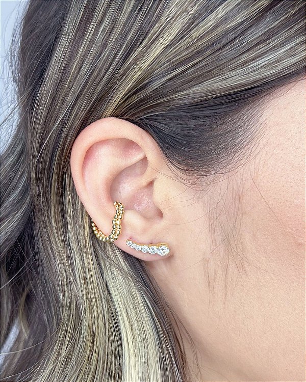Brinco Ear Cuff 6 Zircônias 1,5cm - Banho de Ouro 18k