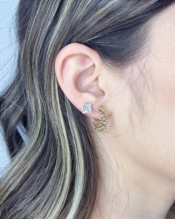 Brinco Zircônia Quadrada Incolor 0,7cm - Banho de Ouro 18k