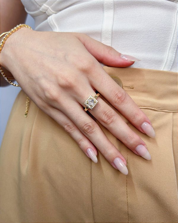 Anel Zircônia e Quadrado Cravejado Incolor - Banho de Ouro 18k