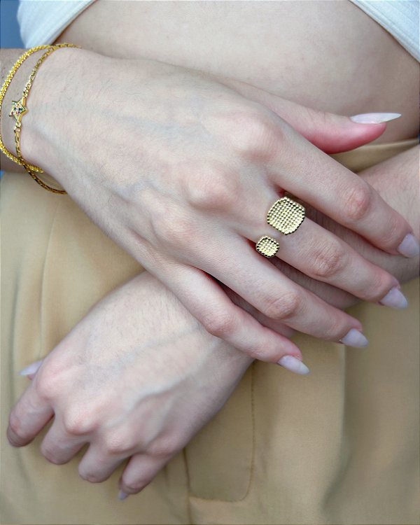 Anel Dois Quadrados Regulável - Banho de Ouro 18k