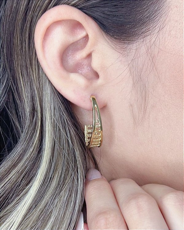 Brinco Argola Gota Vazada 2,8cm - Banho de Ouro 18k
