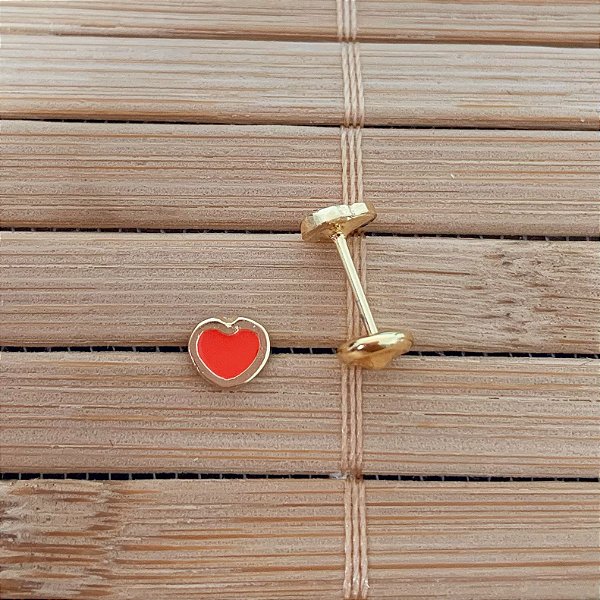 Brinco Infantil Coração Resina Vermelho - Banho de Ouro 18k