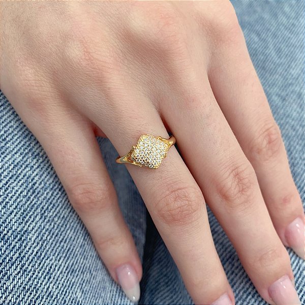 Anel Quadrado Cravejado - Banho a Ouro 18k
