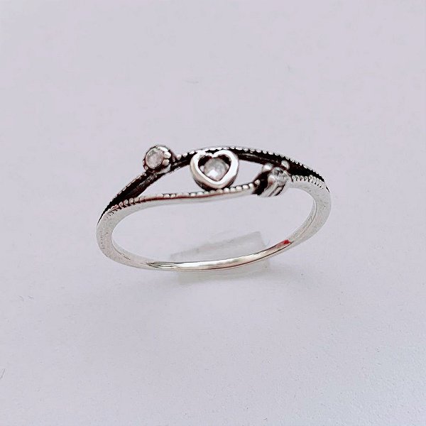Anel Mini Coração Zirconia + 2 Zirconia Envelhecido - Prata 925