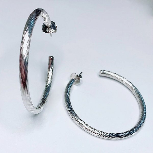 Brinco Argola Grande Escovada 5,2 cm - Banho de Rodio