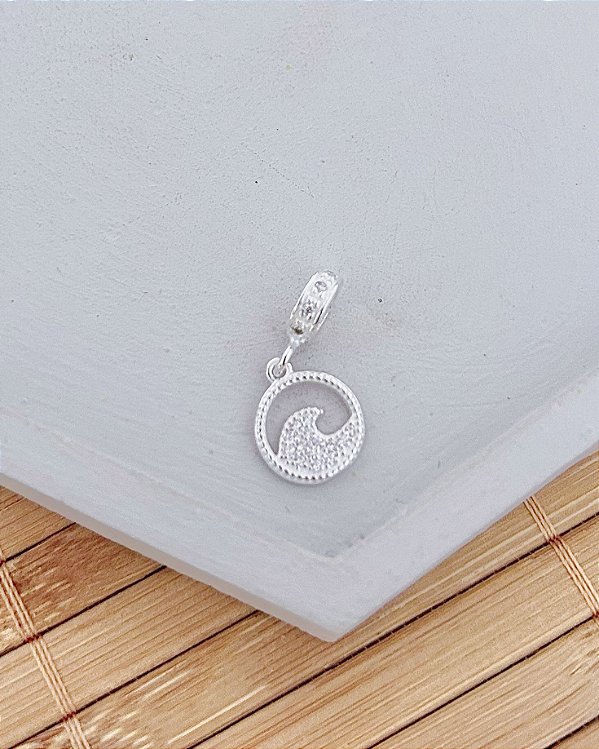 Berloque Circulo com Onda Cravejada - Prata 925