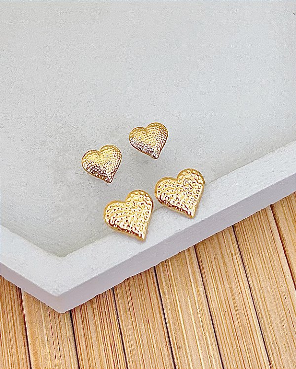 Brinco Duo Coração Trabalhado - Banho de Ouro 18k