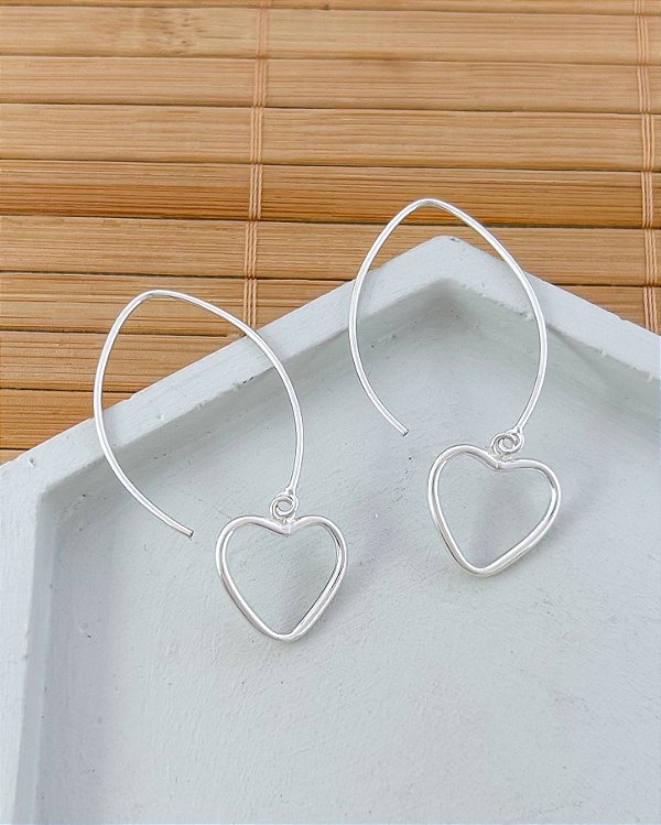 Brinco Gancho com Pingente Coração - Prata 925