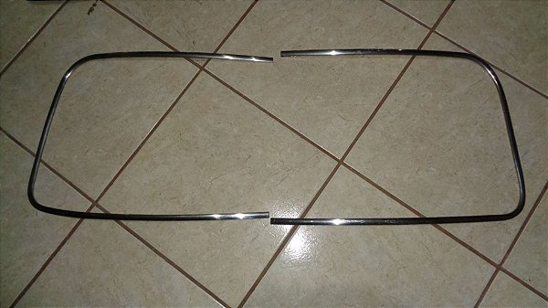 Gordini Dauphine Par Frisos Do Vidro Parabrisa Original Inox