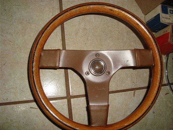 Fusca Pós 77 Puma E Passat Volante Madeira Walrod Novo 320mm