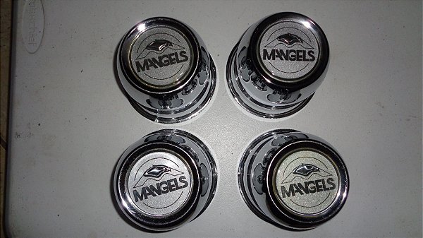 D20 E F1000 - Jogo De Calotinhas Central Mangels Novas