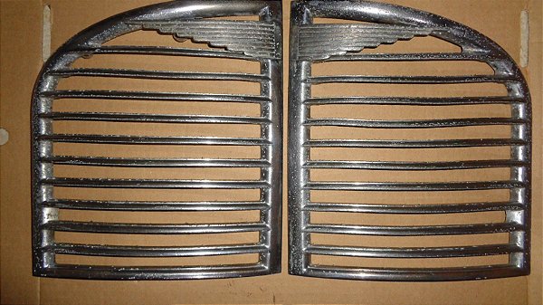 Austin 1948 a 1952 - Grade superior frontal do capô Original