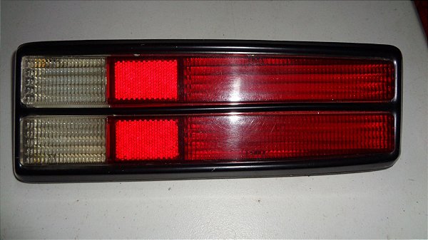 Corcel I GT 75_77 Lanterna Traseira direita Nova ARTEB HELLA