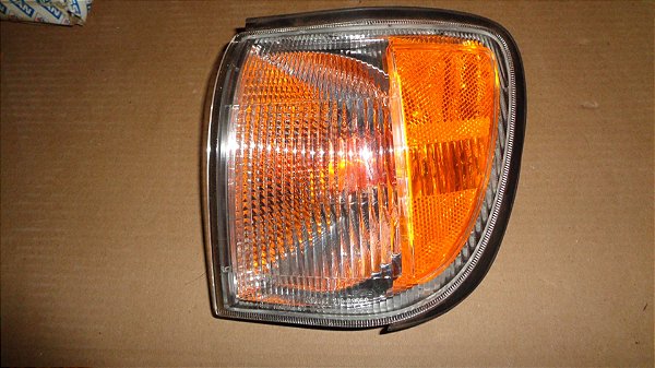 Nissan Pathfinder 2000_04 Pisca Seta Esquerda Original Nova cód.26125-2W625