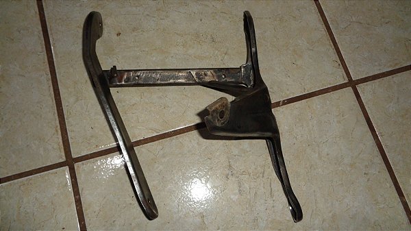Gordini E Dauphine - Suporte De Fixação Do Radiador