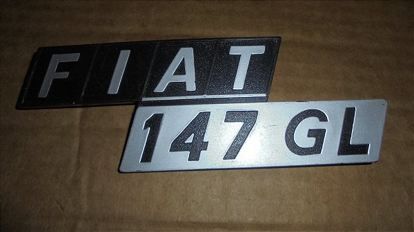 Fiat 147 GL Emblema original da Tampa Traseira Novo Com Pino