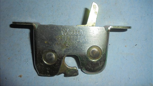 Passat 2 portas Voyage 78_88 - Fechadura do Porta Malas original VW
