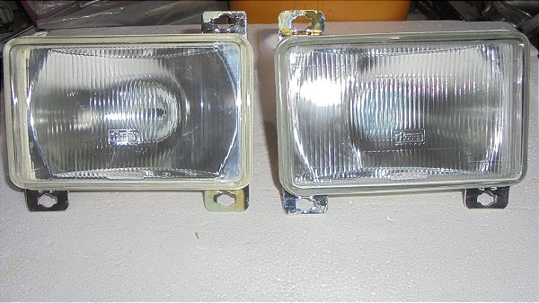 Passat 83_87 - Par De Farol H1 Direito E Esquerdo Rossi Novo