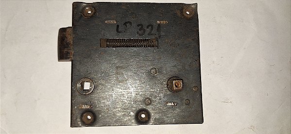 Mercedes LP 321 Cara chata Fechadura Da Porta Esquerda Nova