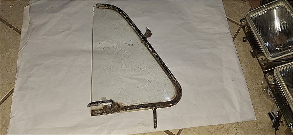 Chevrolet brasil - Quebravento Esquerdo Original com trinco