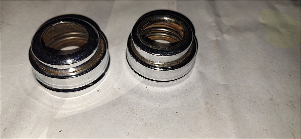 Ford F1 Caminhao FNM - Par de roseta da Manivela Original