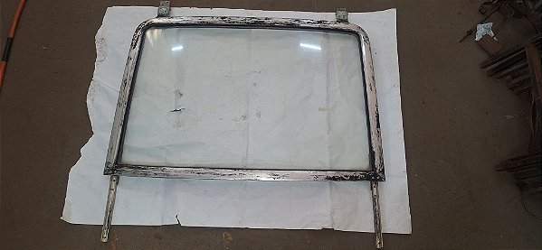 Karmann Ghia TC - Vidro vigia traseiro completo com moldura