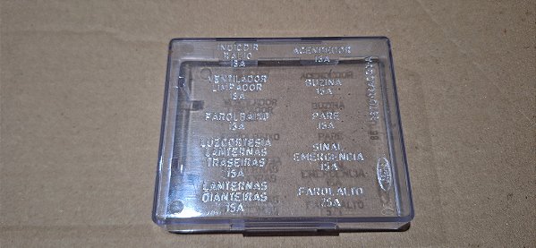 MAVERICK F1000 CORCEL BELINA DEL REY - Tampa da caixa de fusível original