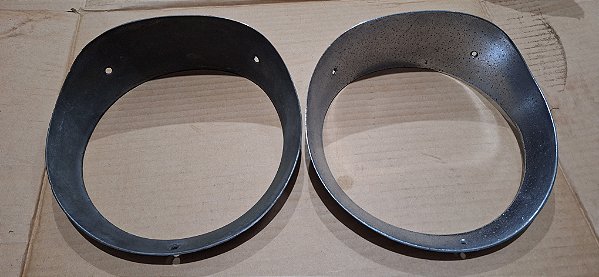 Aero Willys 63_71 - Par De Aro Moldura Do Farol Original