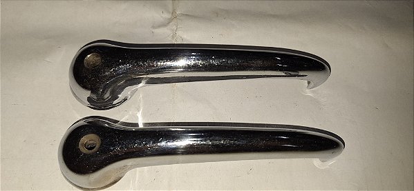 Scania Vabis 110 jacaré LK - Par De Maçaneta Interna Estriada