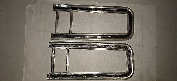 Corcel Gt 73_74 Par de Moldura Friso Ferradura da Lanterna Traseira
