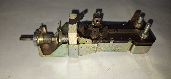 F1000 F2000 F4000 após 82 - Chave De Luz farol Marilia Nova