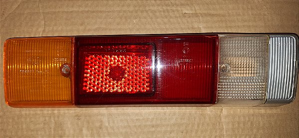 Puma GTB S1 - Lente Da Lanterna Traseira Esquerda Arteb Hella