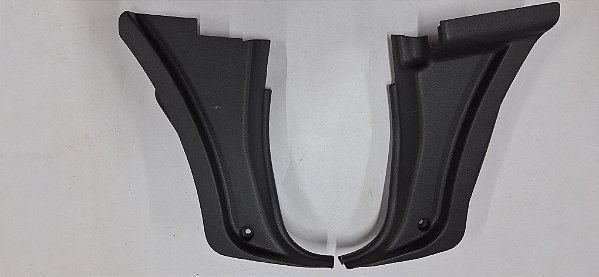 Nissan pickup D21 93_95 - Par de Moldura Acabamento inferior da coluna