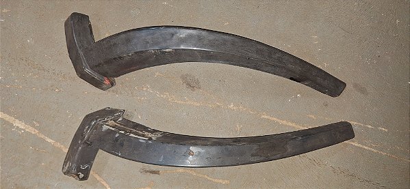 SP2 - Par de parachoque traseiro original para restauro