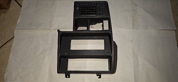 D20 93_98 - Moldura direita do painel instrumentos com Difusor de ar