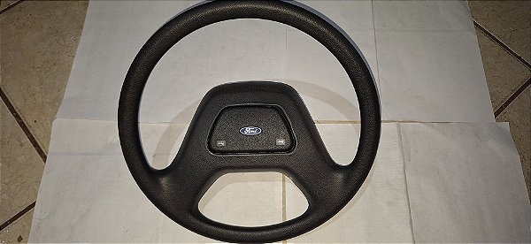 F1000 F4000 Pampa 93_98 - Volante em excelente estado