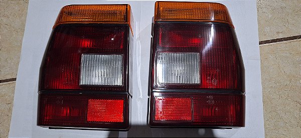 Fiat Prêmio - Par De Lanterna Traseira Nova Original ARTEB