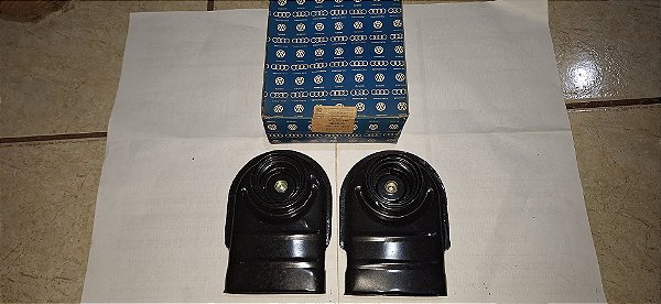 SP2 Variant TL Karmann Ghia - Par de bocal filtro de ar original VW