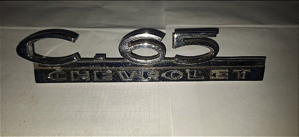 Caminhão Chevrolet C65 - Emblema Do Paralamas Original