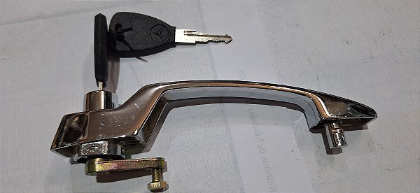 Mercedes Benz 1113 1313 1513 - Maçaneta externa da Porta Original
