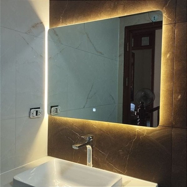 Espelho Tipo Flutuante com LED Atrás e Touch Screen