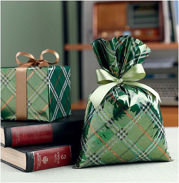 50 Sacos de Presente Laminado Estampas Masculinas Tamanho 35x54 cm