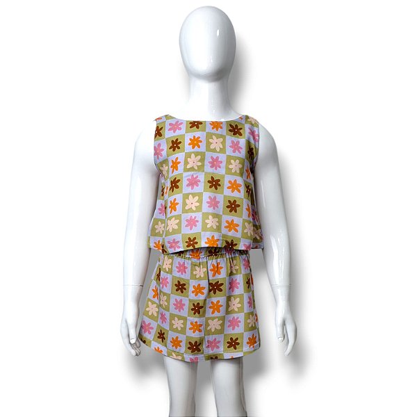 Conjunto de Viscose com short-saia Margaridas