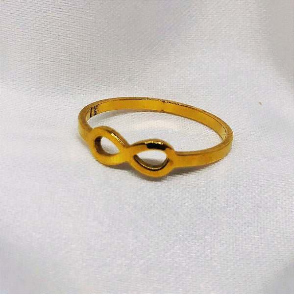 Anel Infinito Dourado em Aço Inox. Cód.: 0024D