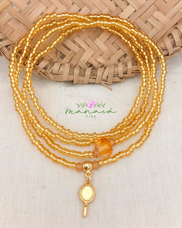 Guia de Oxum Fio de Contas, Miçangas de Vidro Dourada e Pingente Abebé Dourado - 60cm