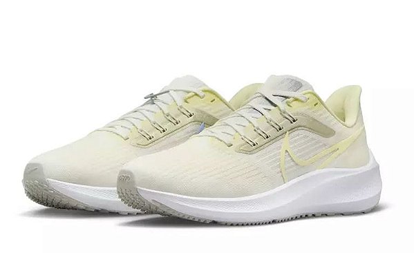 Tênis Nike Air Zoom Pegasus Feminino, Amarelo, Tamanho: 37.5, Nike