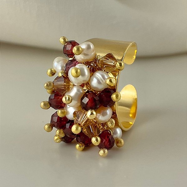 Anel “Carmim de Dendera” ( granada com pérolas de água doce )