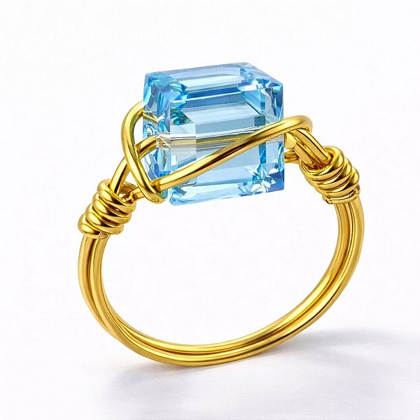 Anel Kubus cor água marinha ( cristal austríaco )